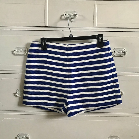 Forever 21 Pants - FOREVER 21 /Blue&White Stripe Cotton Shorts/ SZ  L